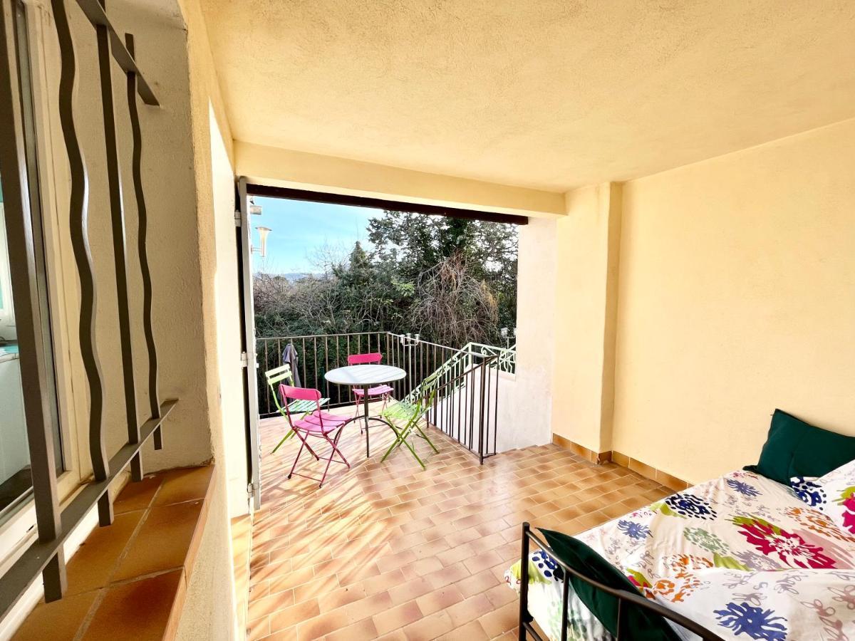 Maison De Village Mormoiron Exteriér fotografie